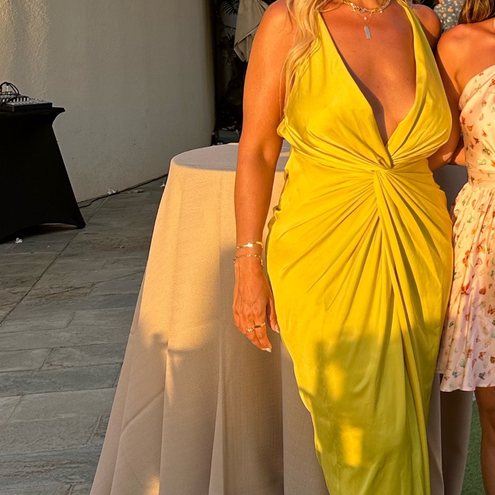 Yellow/green midi dress